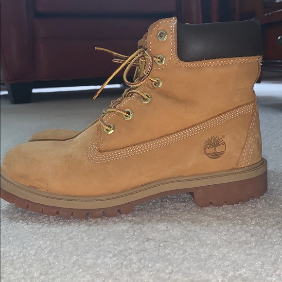 Boys Timberland Boots - Picture 1 of 4